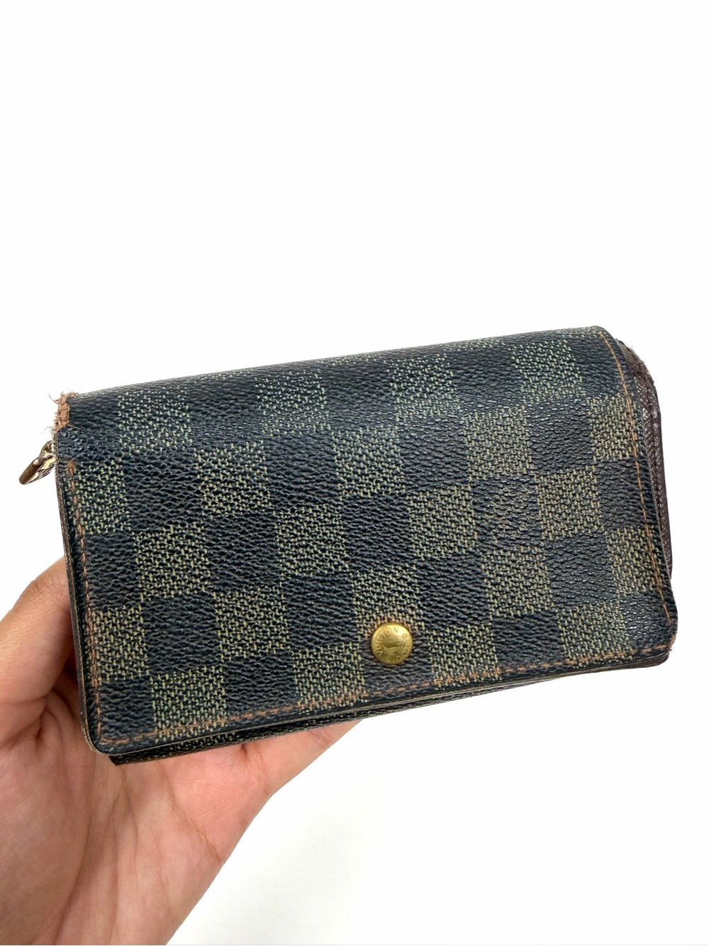 Authentic Louis Vuitton Damier Ebene Wallet